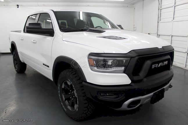 2019 dodge ram sport white