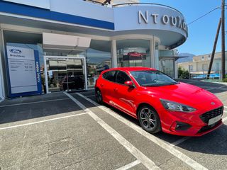 Ford Focus 1.5 EcoBlue 120PS ST-Line A8 '18